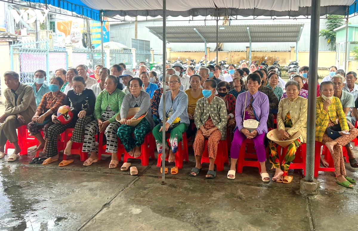 ca mau phat dong kham suc khoe toan dan dot 3 hinh anh 3