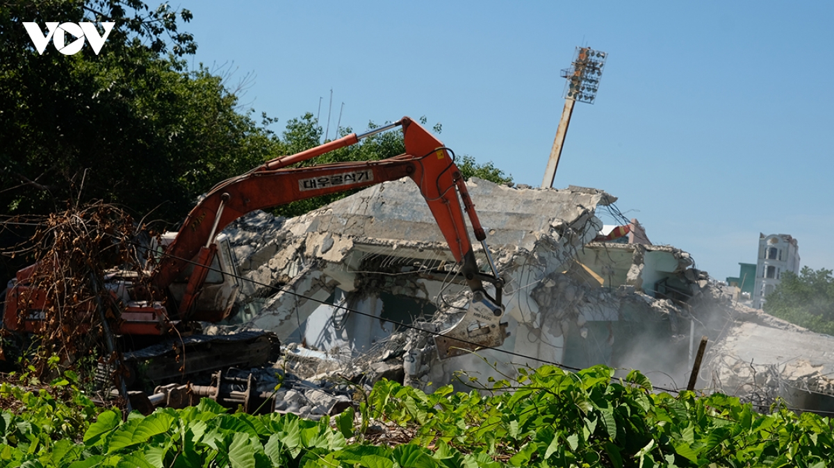 thao do san van dong chi lang Da nang hinh anh 5