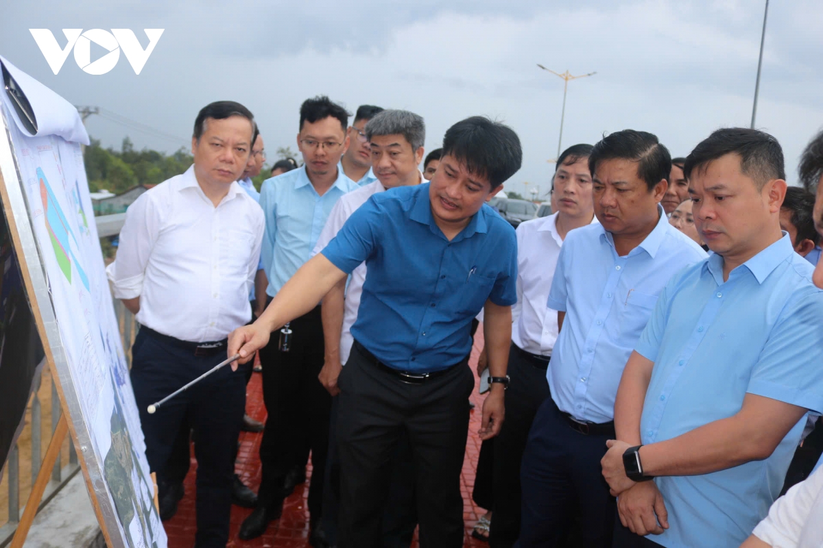 Dak lak tang toc go vuong, chay dua tien do cac du an dong luc nam phu yen hinh anh 1