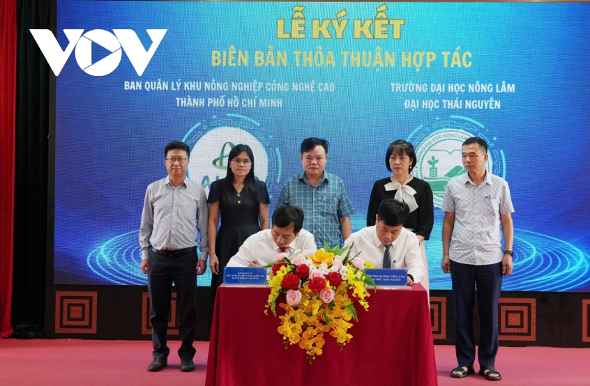 phat dong cuoc thi khoi nghiep doi moi sang tao trong nong nghiep cong nghe cao hinh anh 3