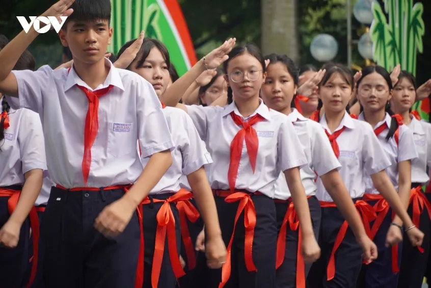 Doi moi noi dung hoat dong Doan, Doi de gan hon voi thieu nhi hinh anh 2