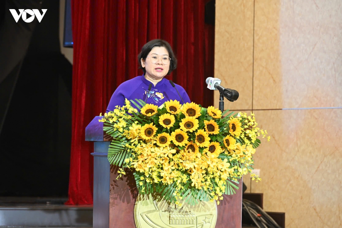 tp.hcm tuyen duong 358 tap the, ca nhan xuat sac lam theo loi bac hinh anh 1