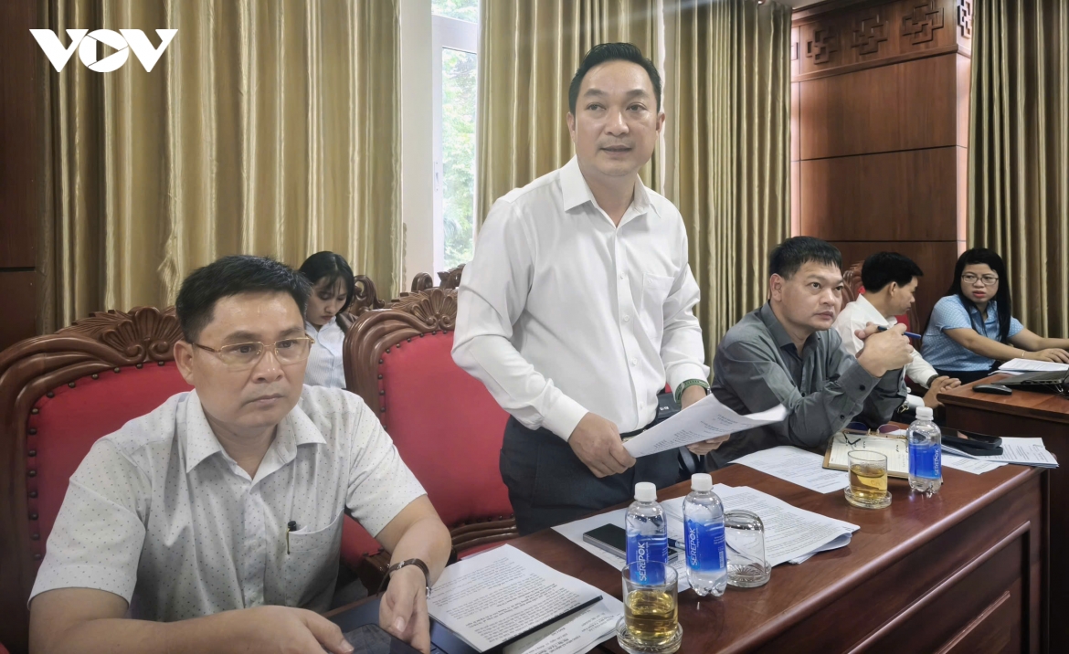 Dak lak huy dong luc luong ho tro thi cong cac truong lien cap vung bien hinh anh 2