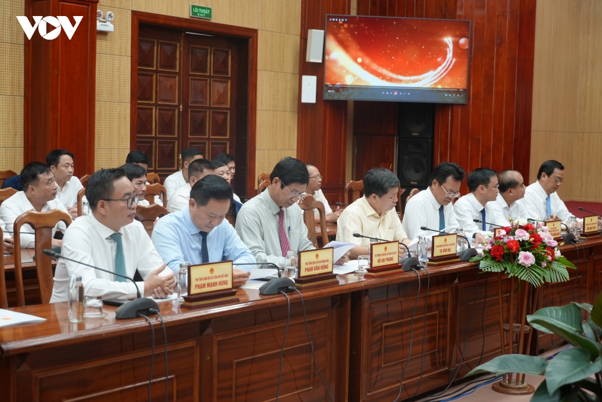 Dua du khach den quang tri bang nhung chuyen tau trai nghiem doc dao hinh anh 4