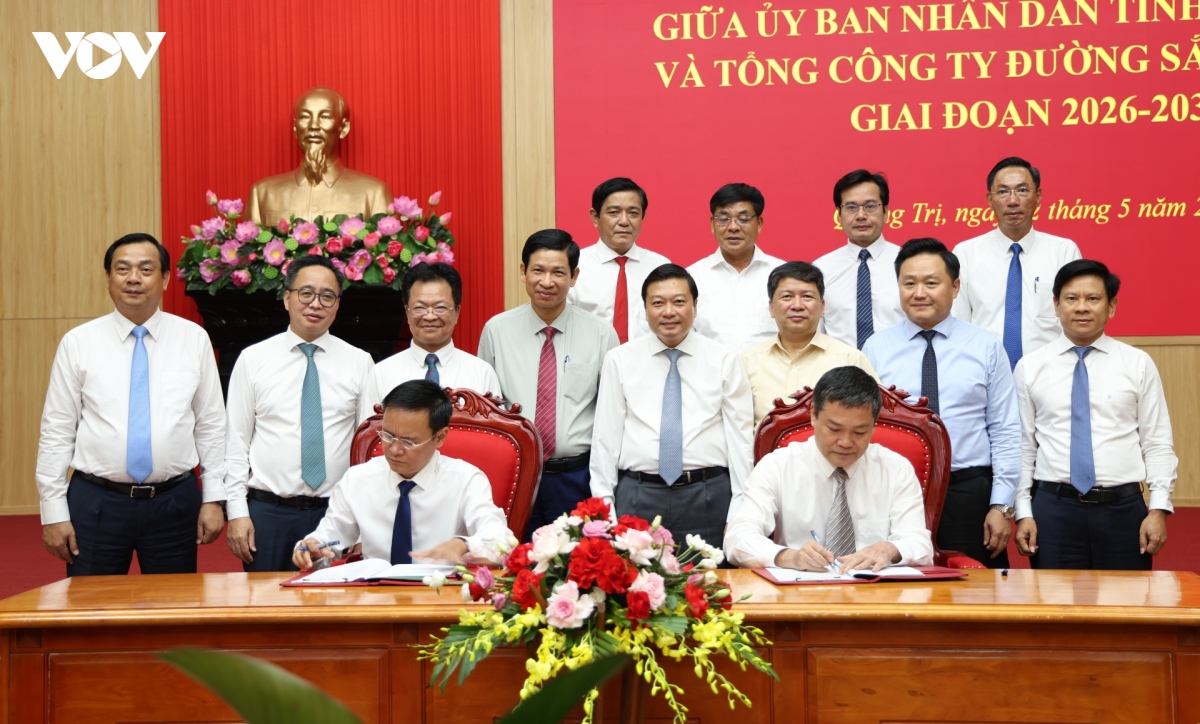 Dua du khach den quang tri bang nhung chuyen tau trai nghiem doc dao hinh anh 2