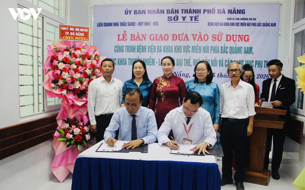 Da nang chu trong nang cap cac co so y te tuyen duoi hinh anh 2