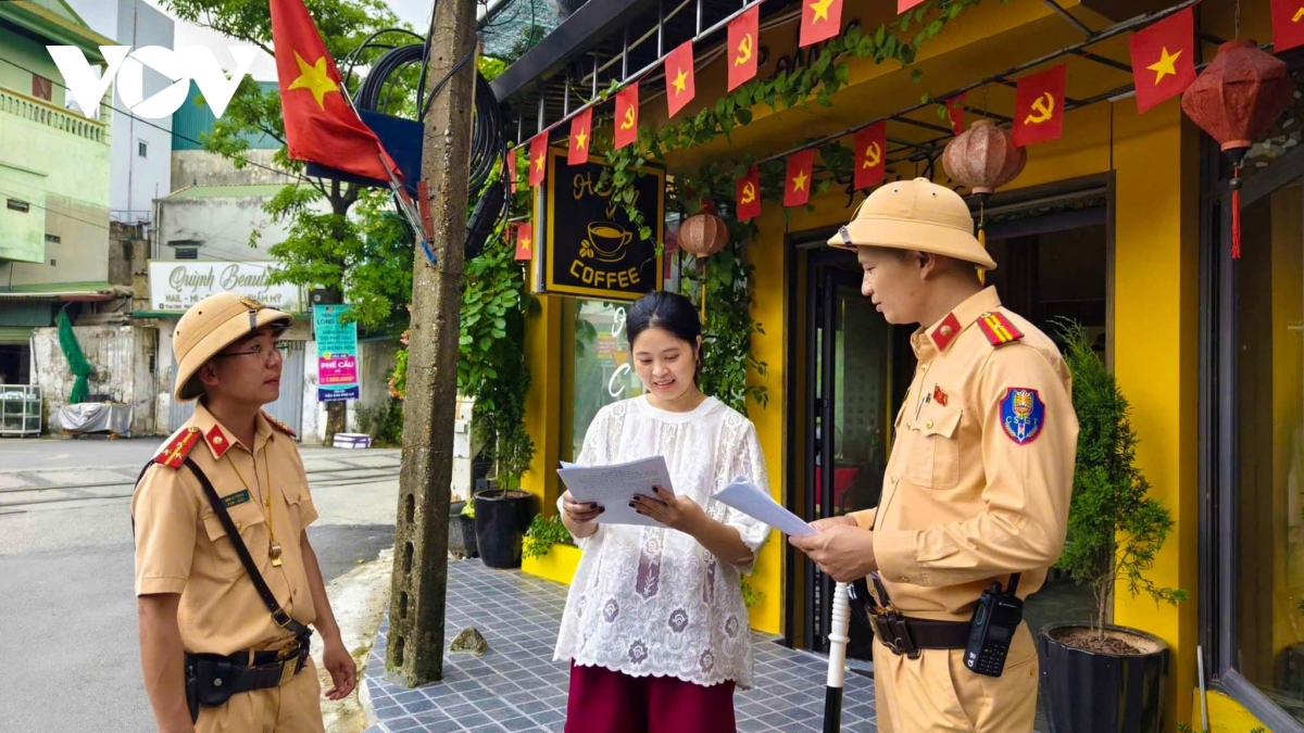 ha noi rao hang loat loi di tu mo cat ngang duong sat bac-nam hinh anh 4