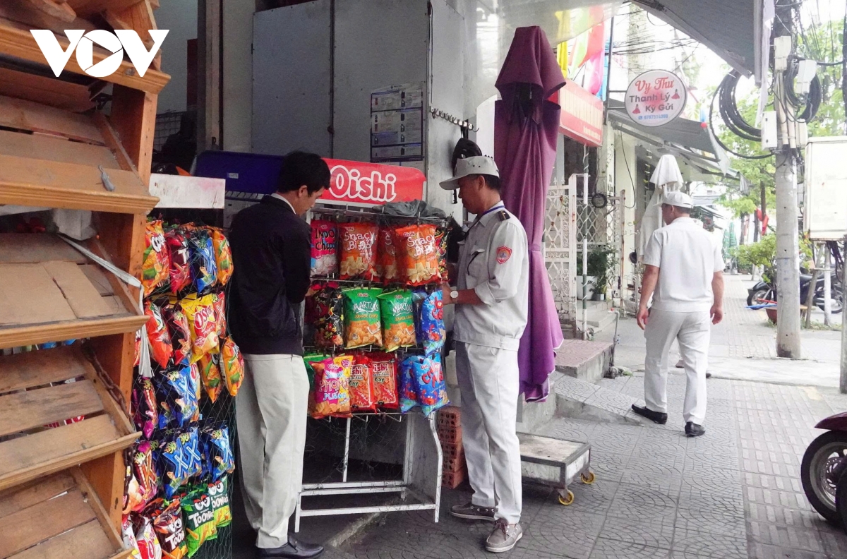 Quản lý vỉa hè ở Đà Nẵng: Giải pháp “mét vuông sinh lời”- “mét vuông sinh tồn”