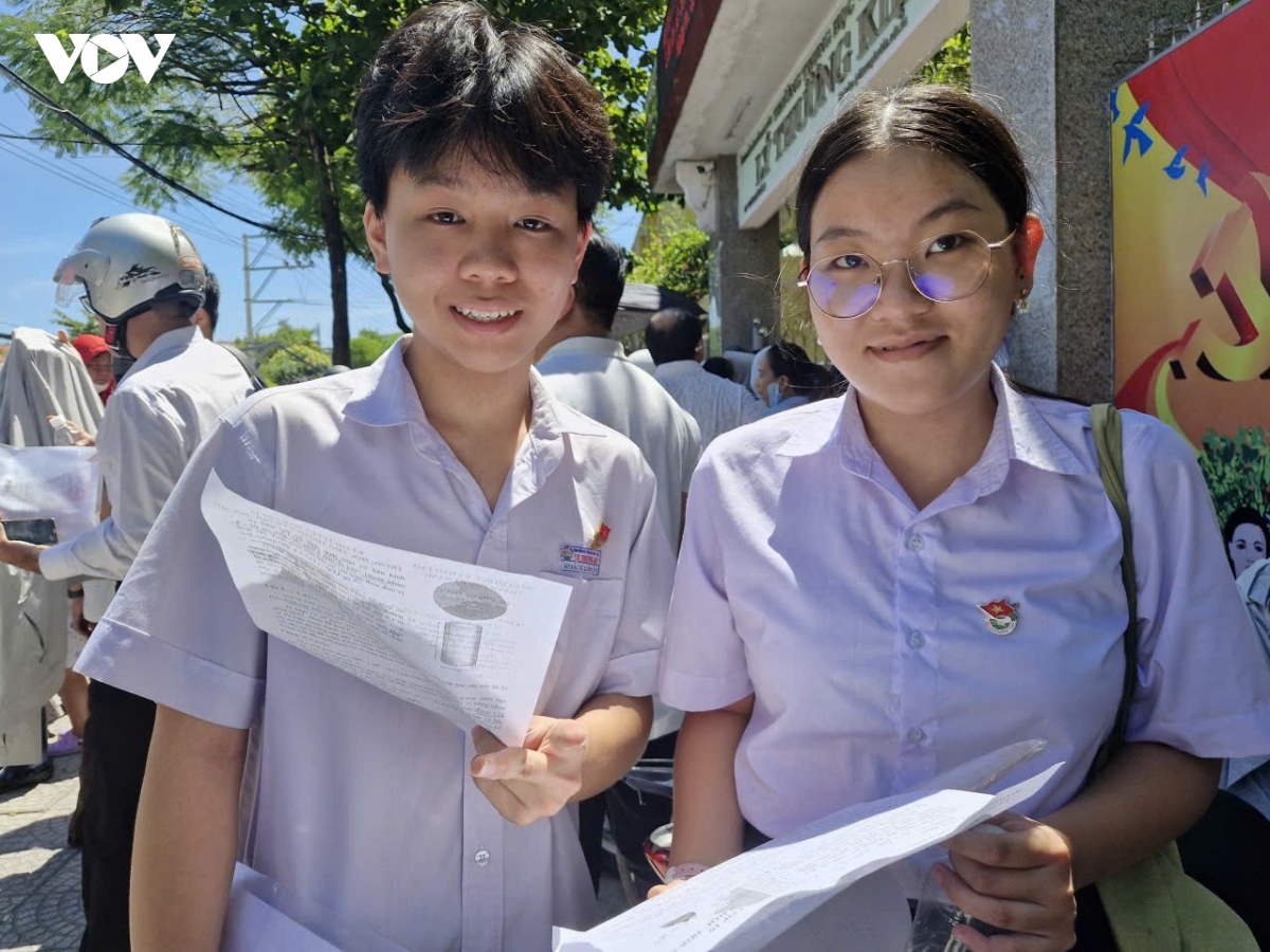 ky thi lop 10 thpt o Da nang 169 thi sinh vang mat, 2 thi sinh bi dinh chi hinh anh 1