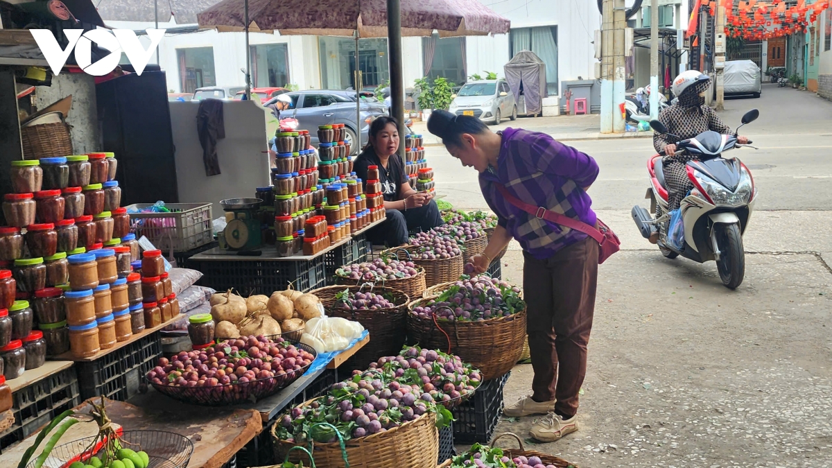 mua man son la den som, gia re bat ngo hinh anh 1
