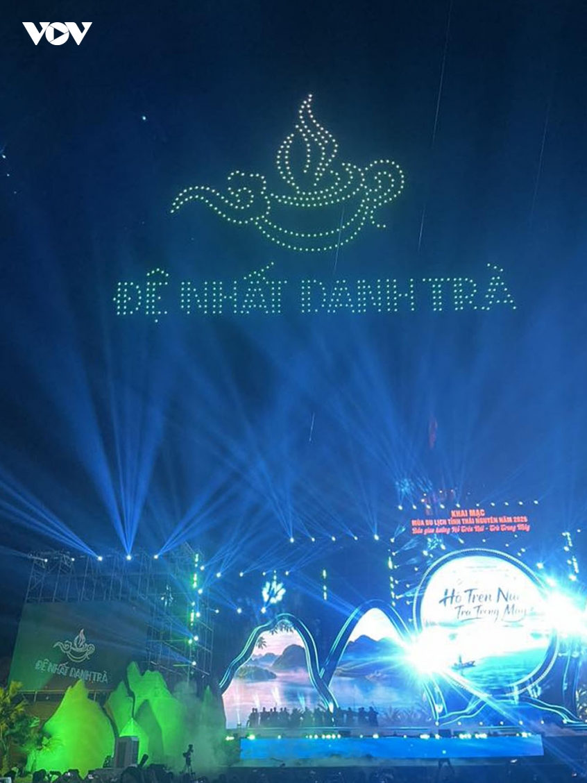 mua du lich thai nguyen 2026 ban giao huong ho tren nui - tra trong may hinh anh 13