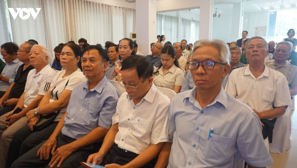 nguoi dan thanh pho hue kien nghi xu ly un tac, nang cao chat luong do thi hinh anh 3