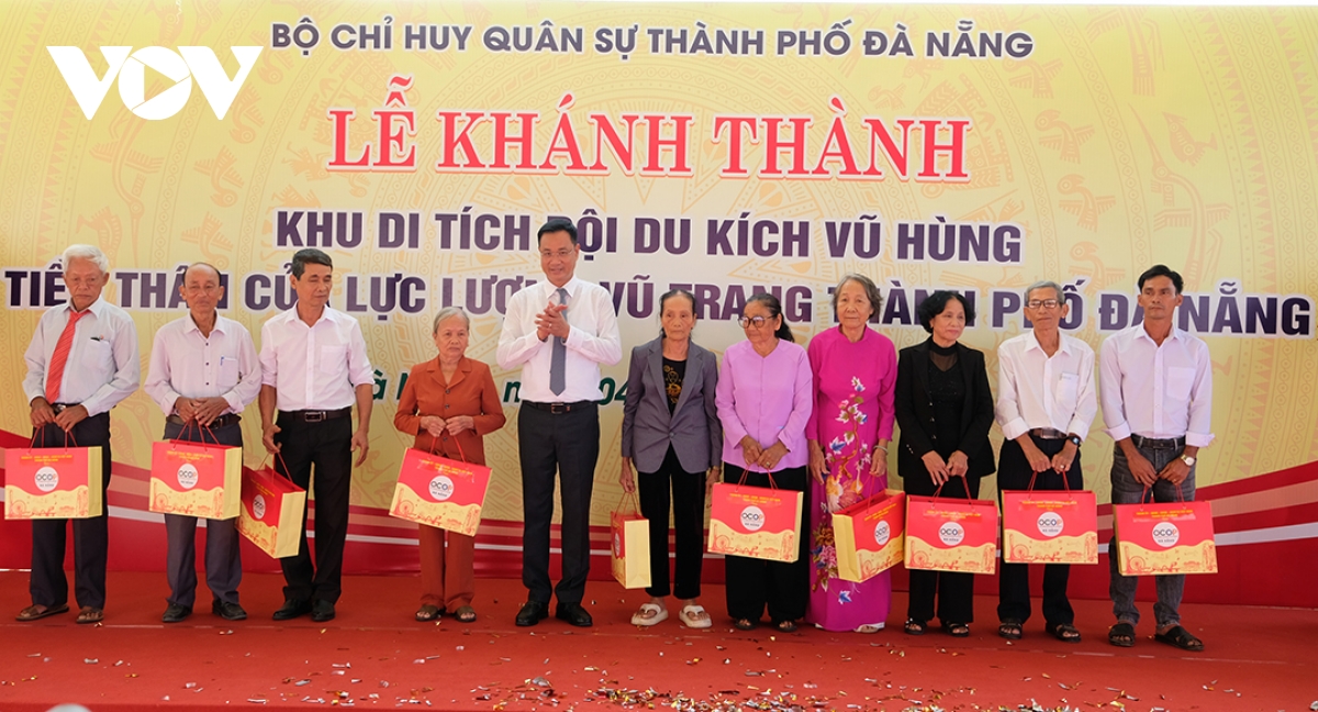 Da nang khanh thanh khu di tich Doi du kich vu hung hinh anh 3