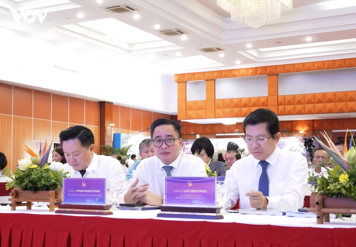 bao chi la cau noi mem giua hinh anh quoc gia va du khach, cong dong quoc te hinh anh 4