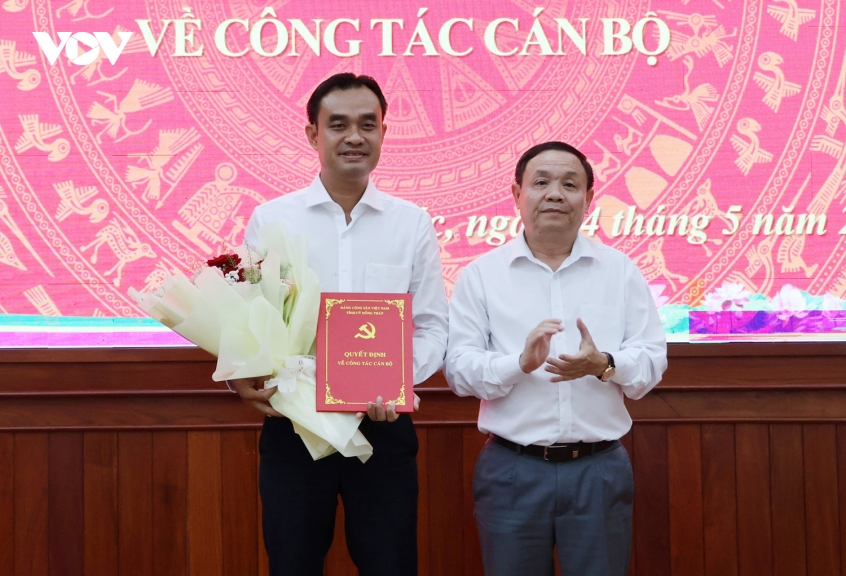 Dong thap dieu dong, chi dinh nhieu can bo cap tinh, cap xa hinh anh 1