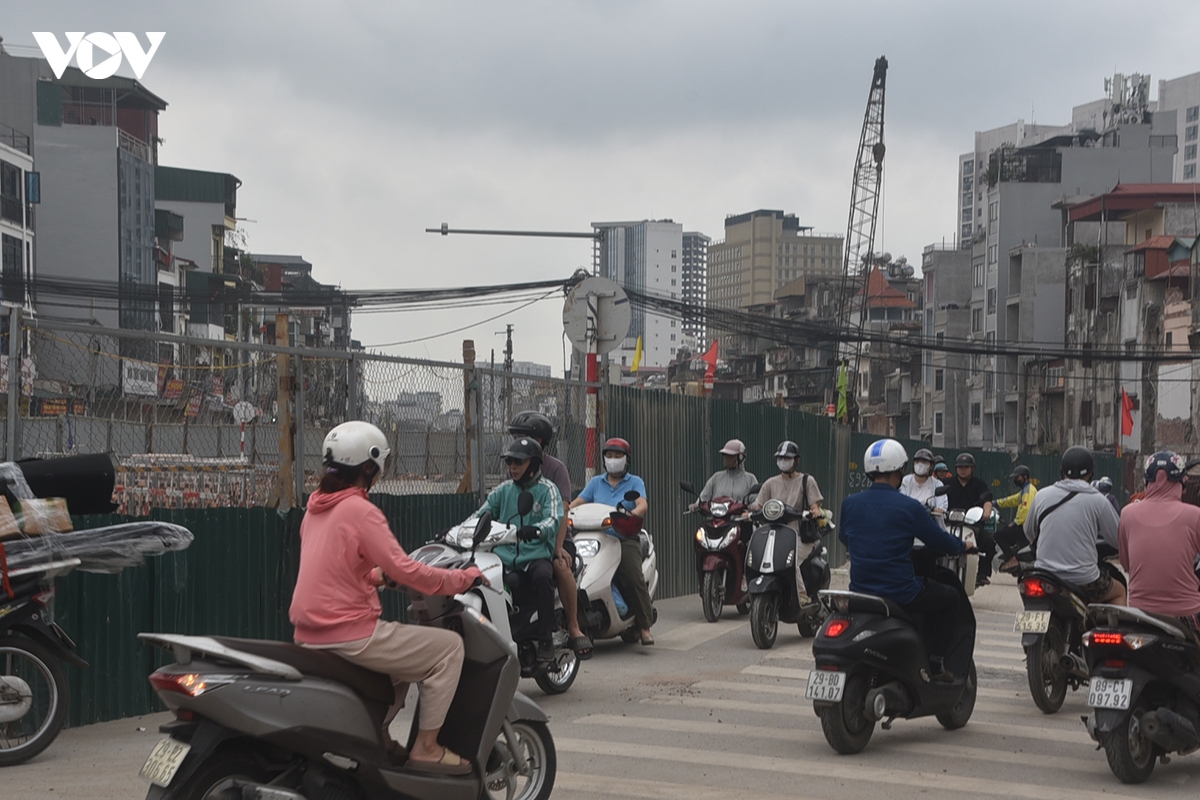 nut la thanh - nguyen chi thanh giam un tac gio cao diem sau ngay dau phan luong hinh anh 9