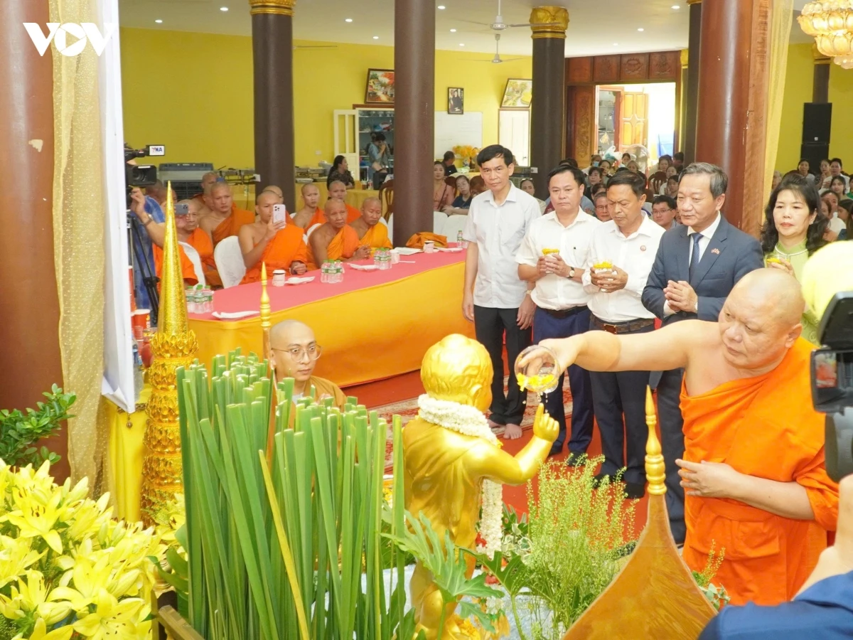 Dai le phat dan 2026 lan toa nghia tinh nguoi viet tai lao hinh anh 1