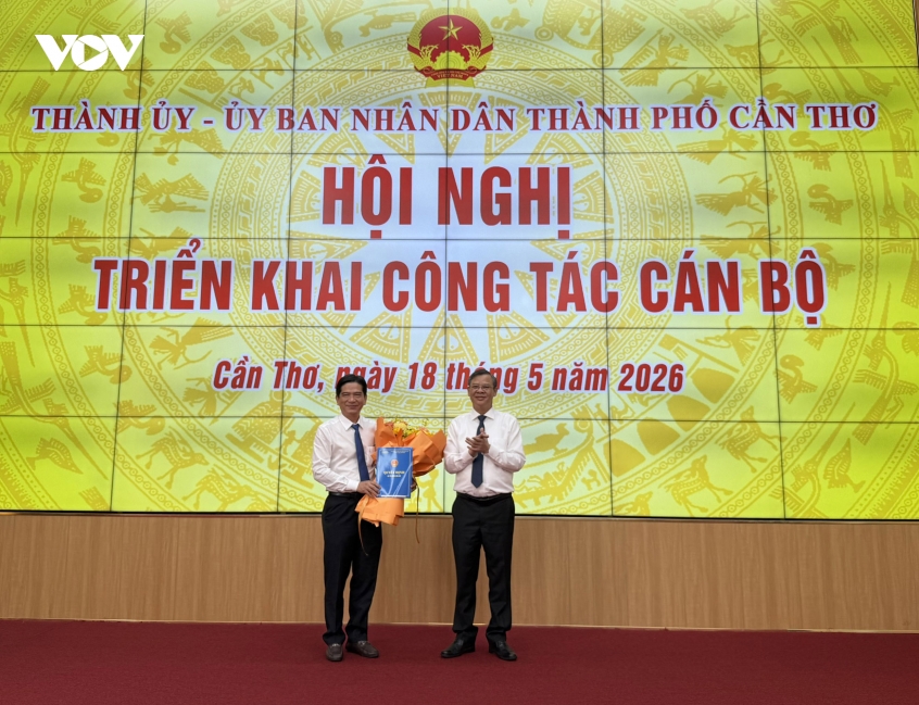 can tho cong bo cac quyet dinh ve cong tac can bo hinh anh 4