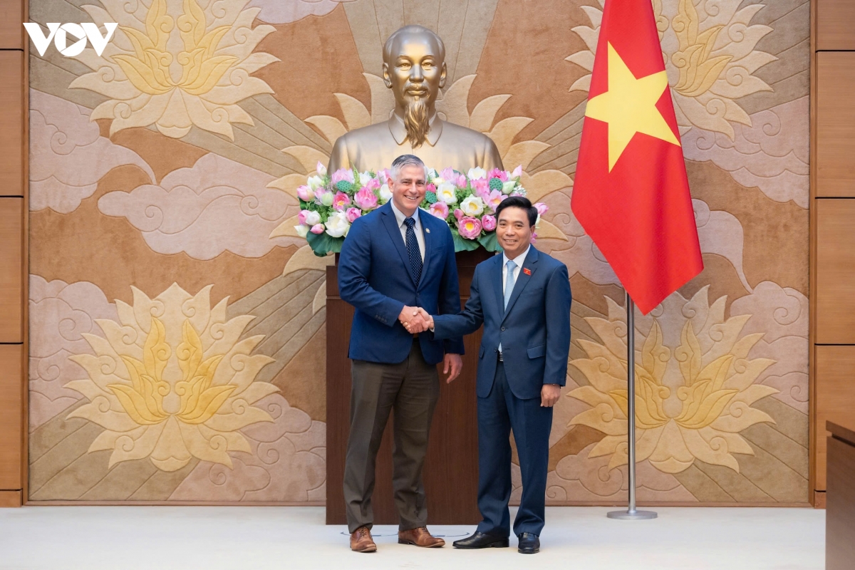 pho chu tich quoc hoi nguyen doan anh tiep Doan nghi si hoa ky hinh anh 1