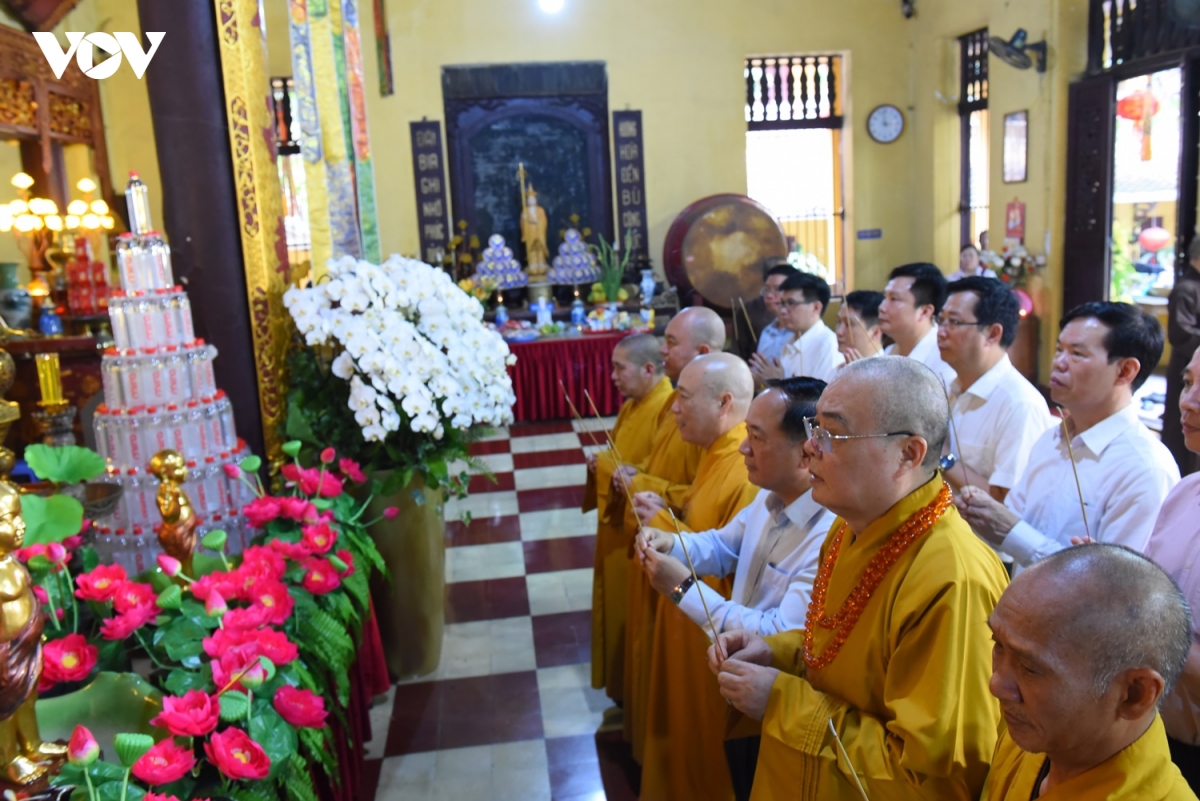 truong ban tuyen giao va dan van trung uong thuc hien nghi le tam phat tai ha noi hinh anh 3
