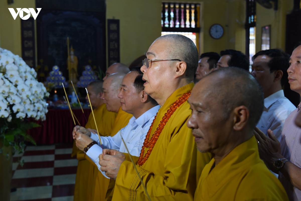 truong ban tuyen giao va dan van trung uong thuc hien nghi le tam phat tai ha noi hinh anh 5