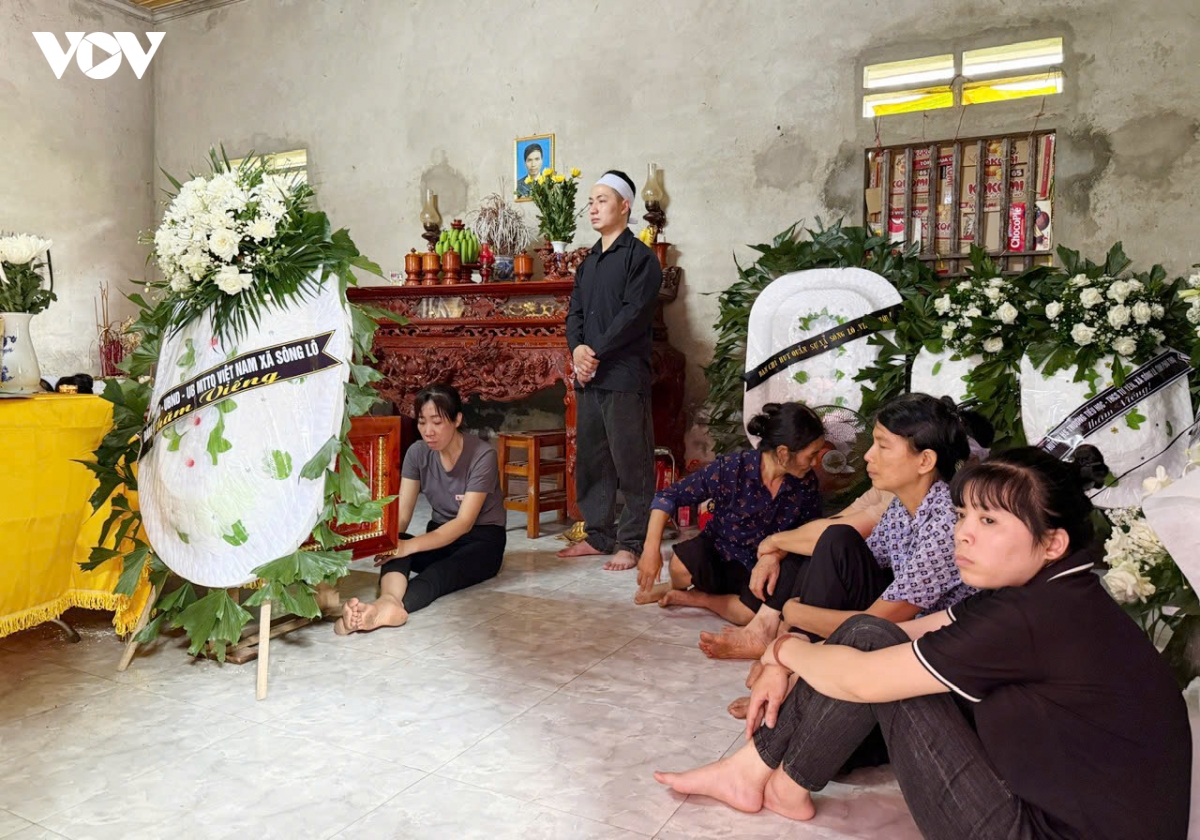 nghen long 5 dam tang hoc sinh duoi nuoc o xa ngheo o phu tho hinh anh 2