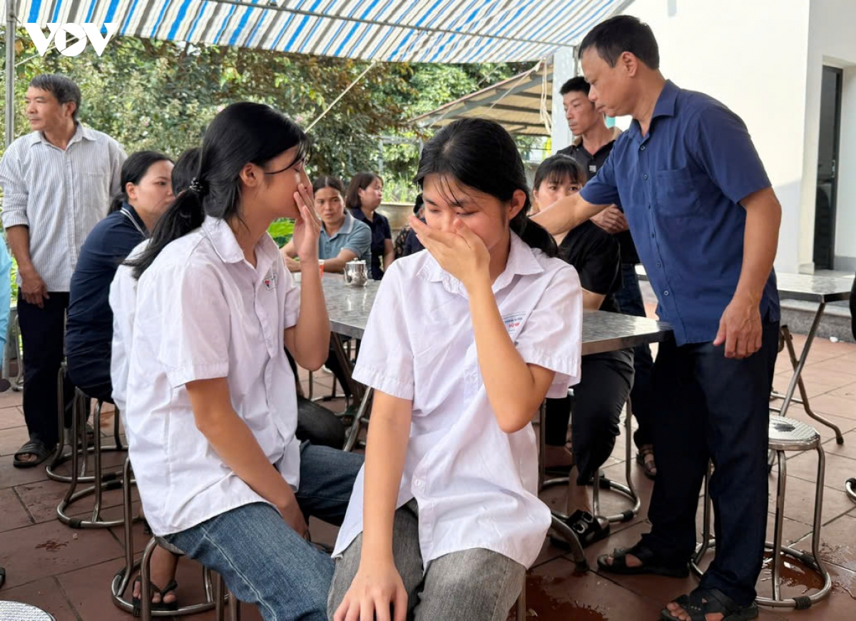 nghen long 5 dam tang hoc sinh duoi nuoc o xa ngheo o phu tho hinh anh 5