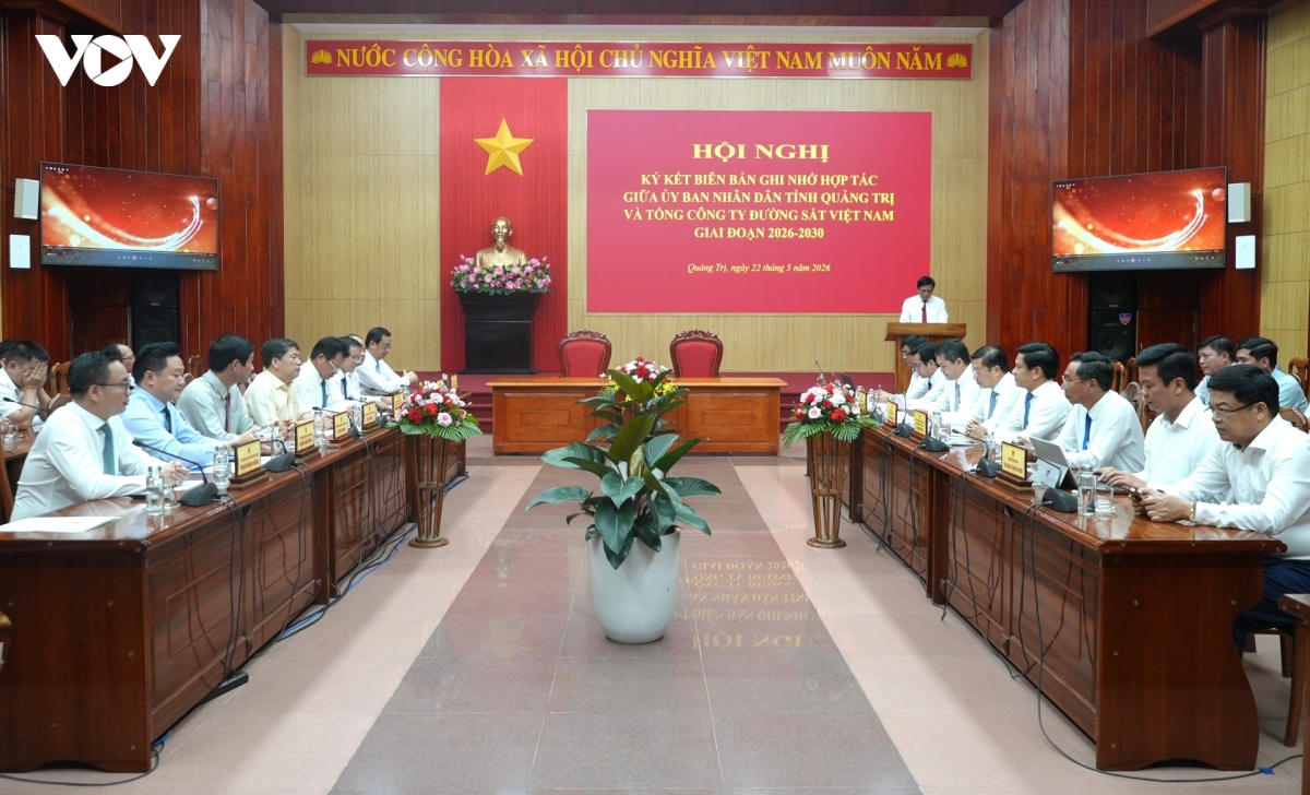 Dua du khach den quang tri bang nhung chuyen tau trai nghiem doc dao hinh anh 1