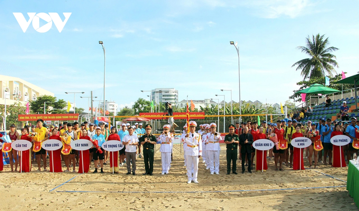 giai vo dich tre va vo dich quoc gia mon bong chuyen bai bien tai Da nang hinh anh 2