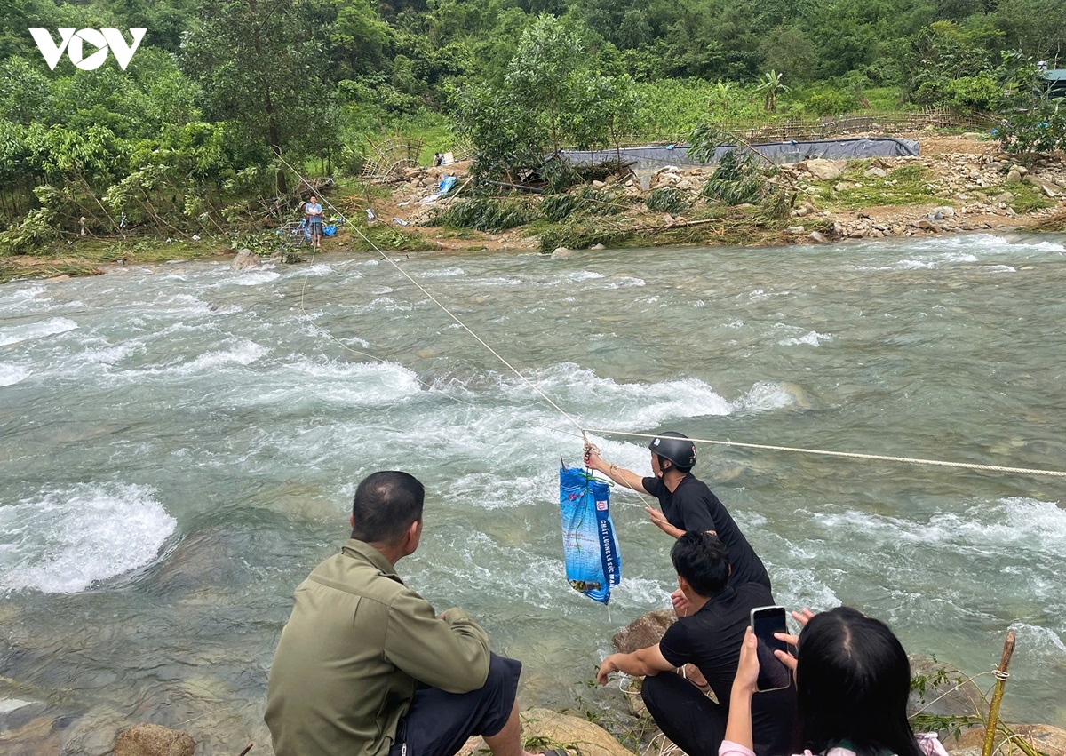 quang ninh ho tro nguoi dan giai cuu hang tan ca tam thiet hai do mua lu hinh anh 1