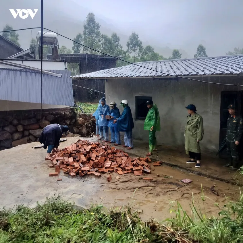 lu dang tren cac song gay ngap ung, sat lo o quang ninh hinh anh 11