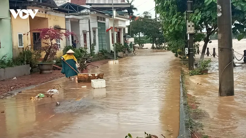 lu dang tren cac song gay ngap ung, sat lo o quang ninh hinh anh 4
