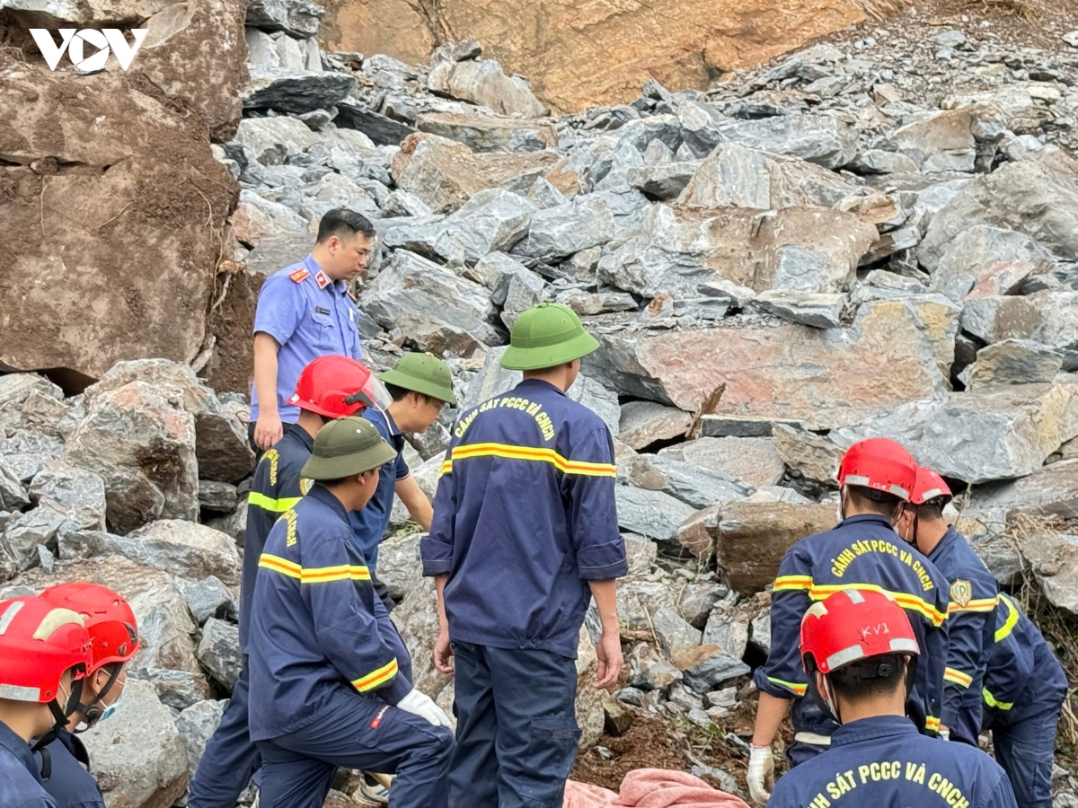 hien truong vu sat lo mo da tai thanh hoa khien 3 nguoi tu vong hinh anh 9