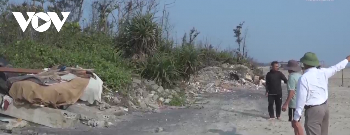 bo bien ha tinh bi xam thuc, de doa sinh ke nguoi dan hinh anh 5