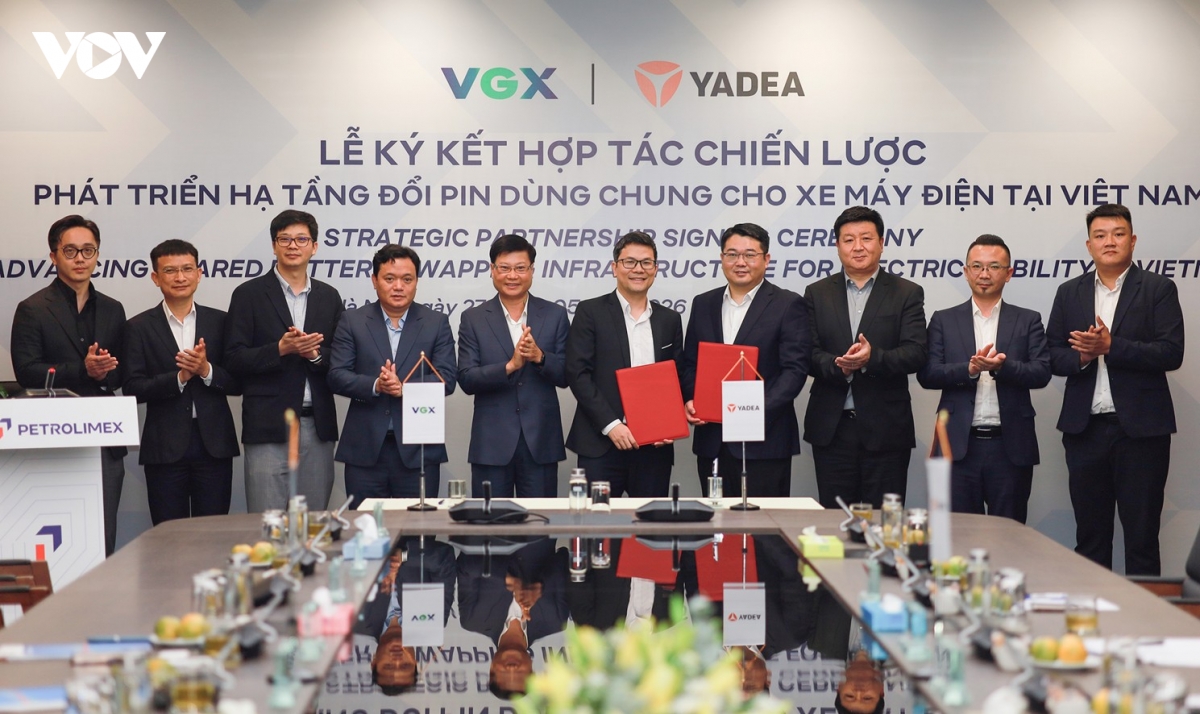 yadea bat tay vgx phat trien ha tang doi pin chung cho xe may dien tai viet nam hinh anh 1