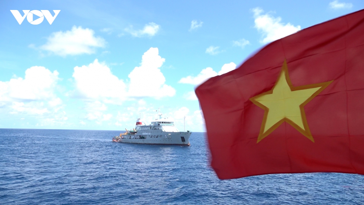 hanh trinh lan toa tinh yeu bien dao tu nhung la co to quoc mang dau truong sa hinh anh 6