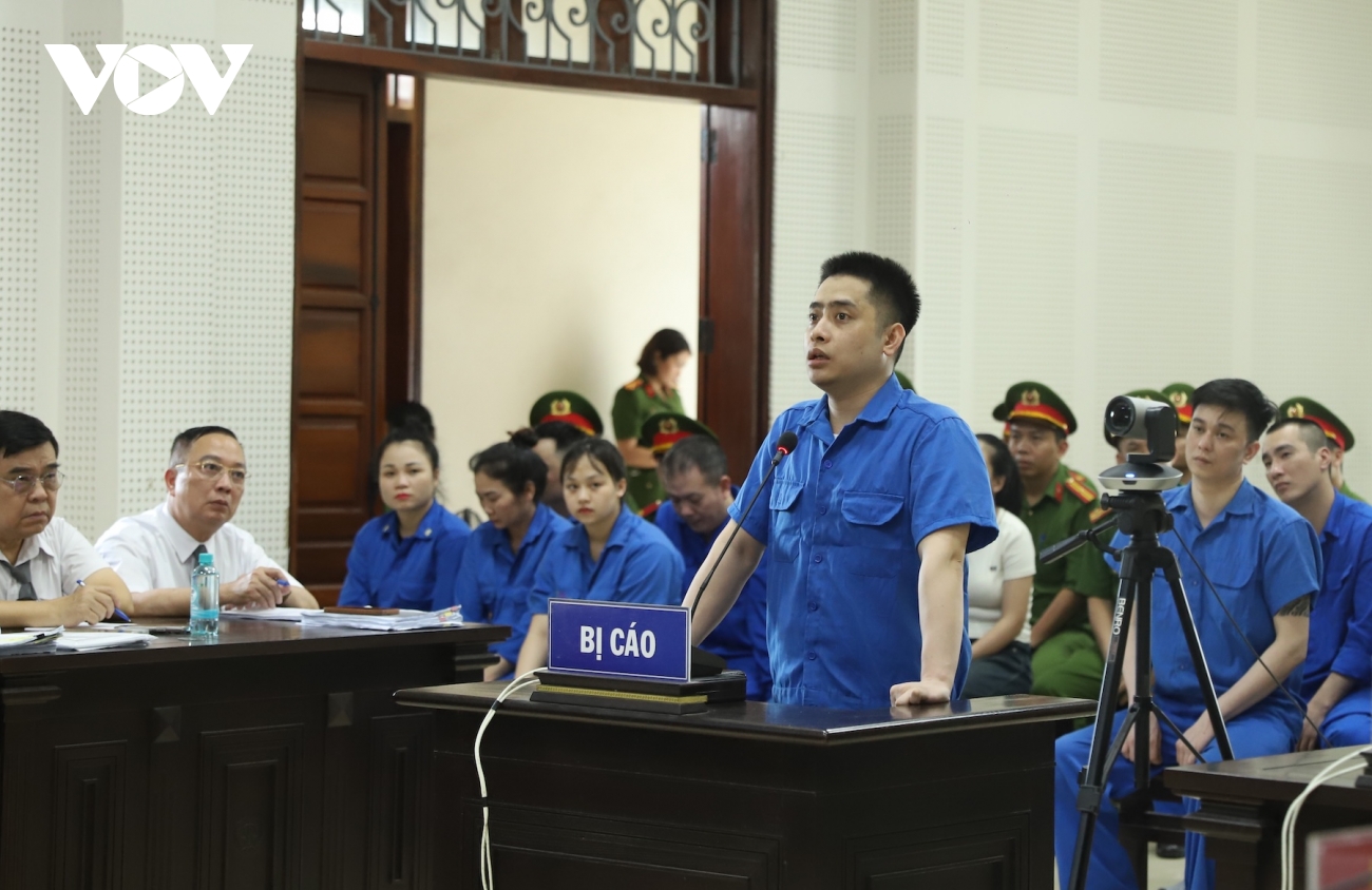 bi cao bui Dinh khanh khai khong biet minh da no sung vao luc luong cong an hinh anh 1