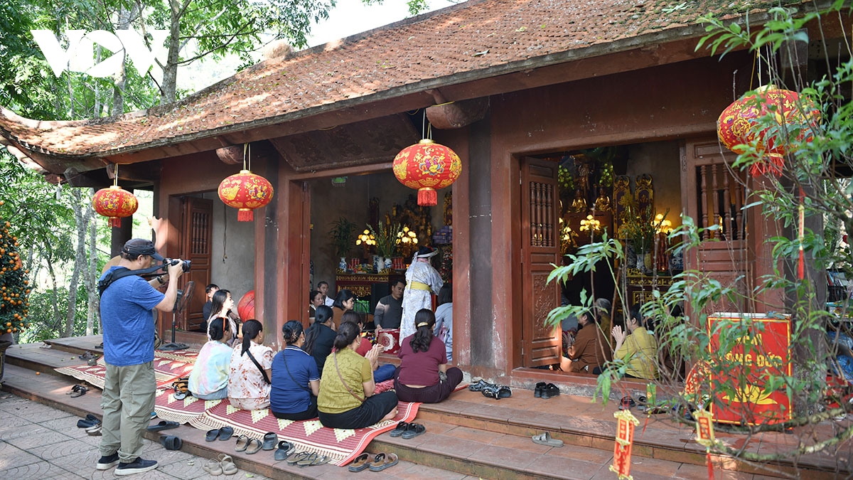 hoa minh cung thien nhien voi trai nghiem ho tren nui-tra trong may o thai nguyen hinh anh 10