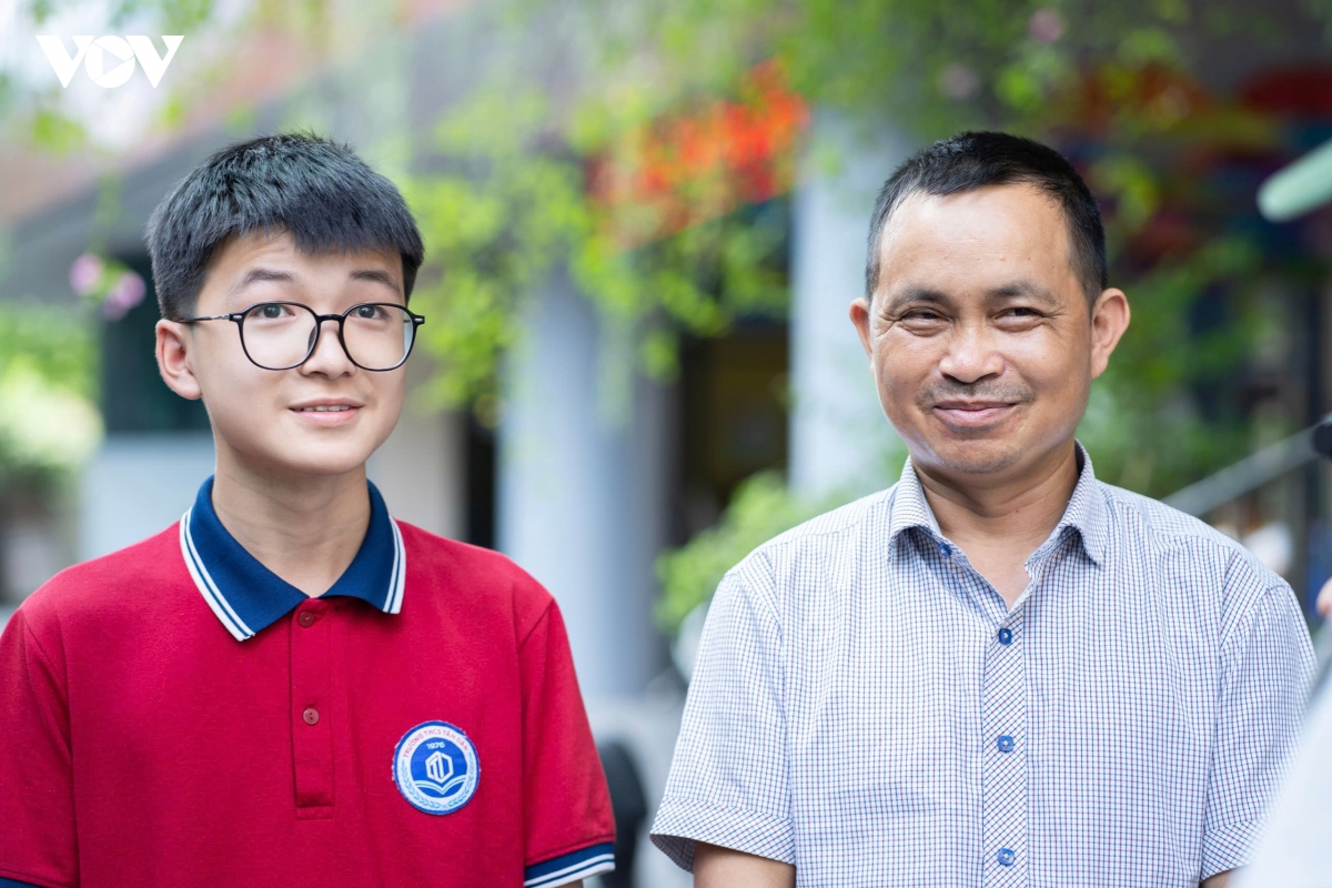 xin nghi lam nhieu ngay, thue tro sat diem thi de cung con vuot ky thi lop 10 hinh anh 4
