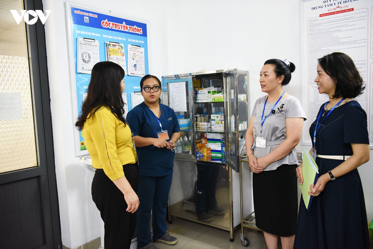 gan 125.000 hoc sinh ha noi lam thu tuc du thi vao lop 10 hinh anh 11