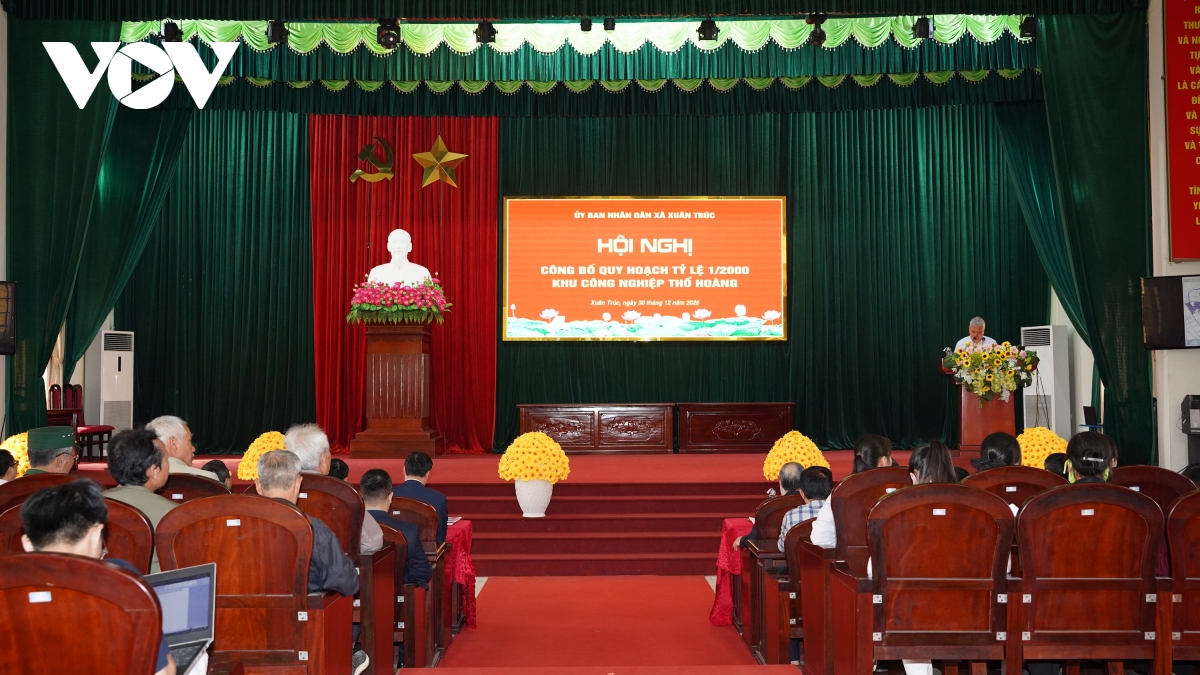 tho_hoang_l1.jpg