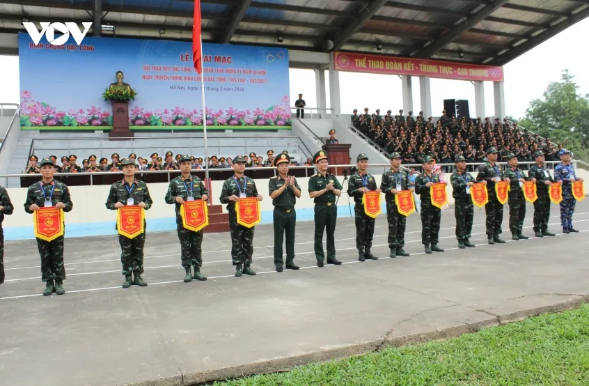 khai mac hoi thao the duc the thao Dac cong toan quan hinh anh 4