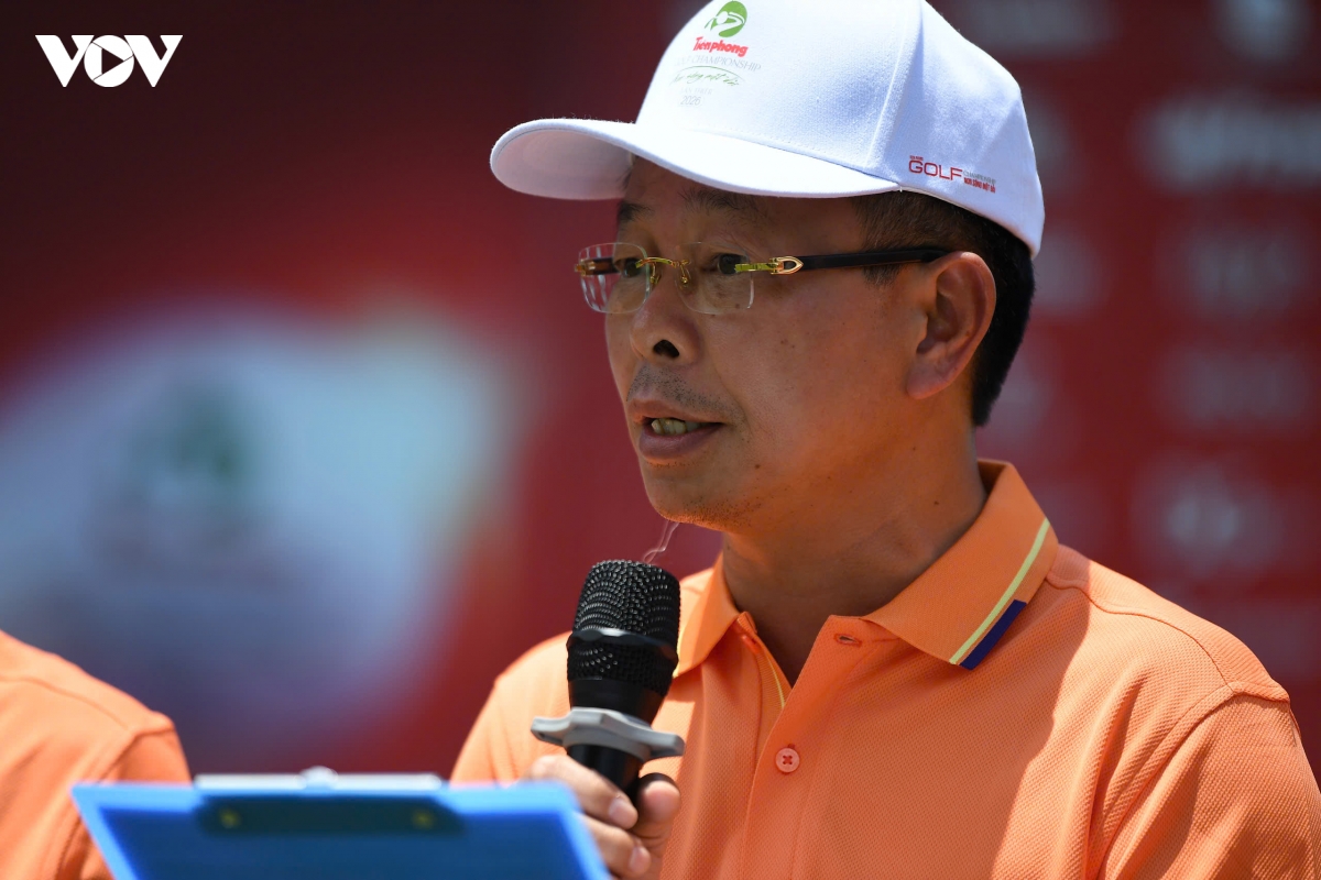 golfer luu ngoc sang vo dich tien phong golf championship - non song mot dai lan 2 hinh anh 2