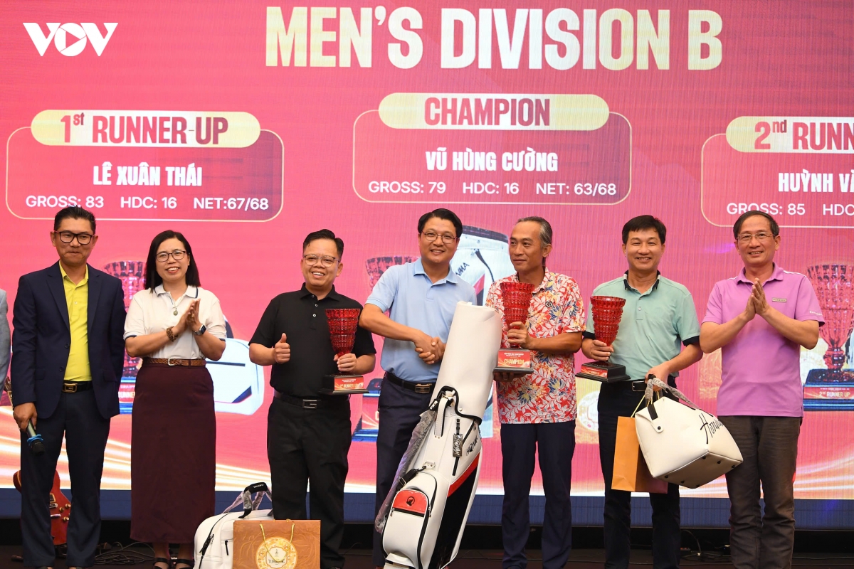 golfer luu ngoc sang vo dich tien phong golf championship - non song mot dai lan 2 hinh anh 6