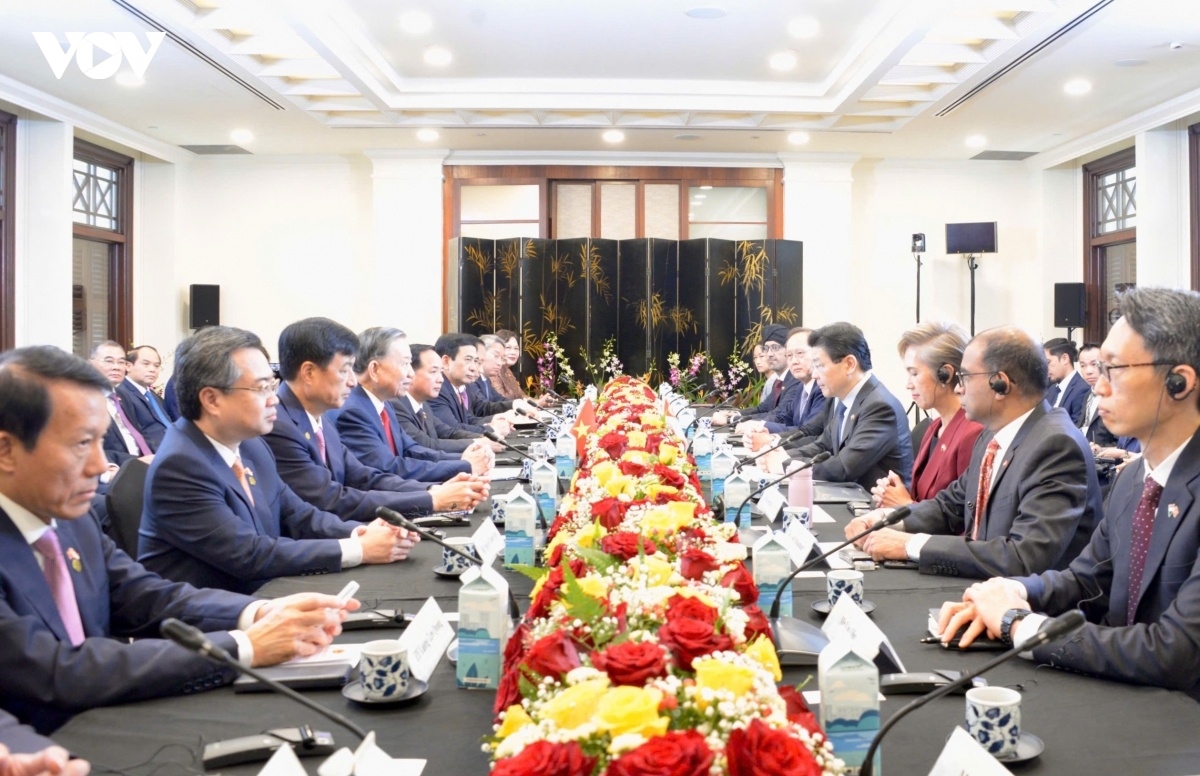 tiep them xung luc cho quan he Doi tac chien luoc toan dien viet nam - singapore hinh anh 2