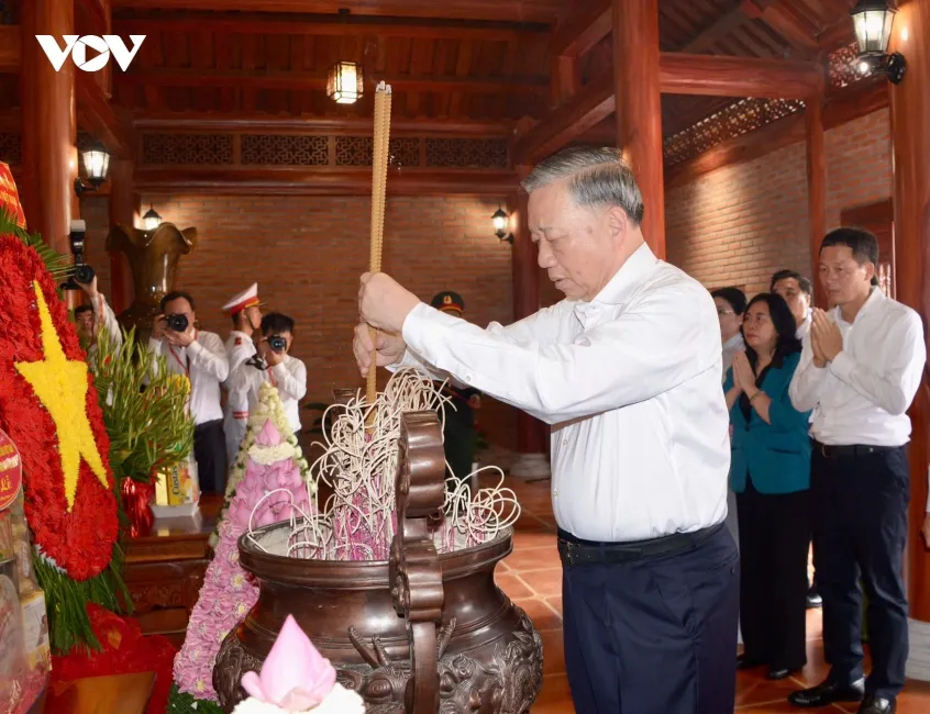 tong bi thu, chu tich nuoc to lam lam viec voi ban thuong vu thanh uy Dong nai hinh anh 6