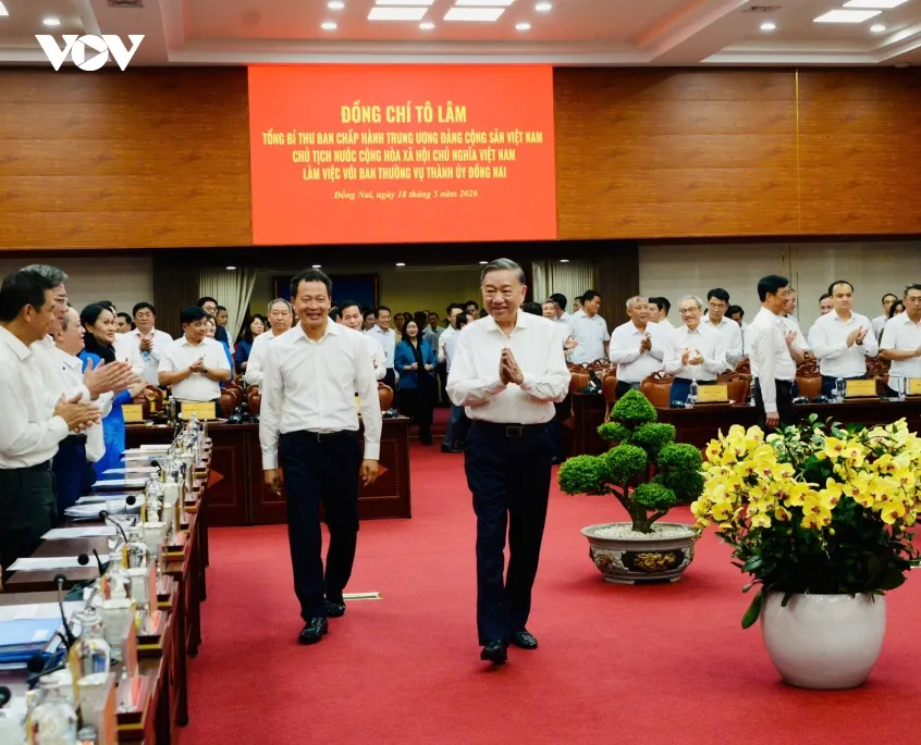 tong bi thu, chu tich nuoc to lam lam viec voi ban thuong vu thanh uy Dong nai hinh anh 2