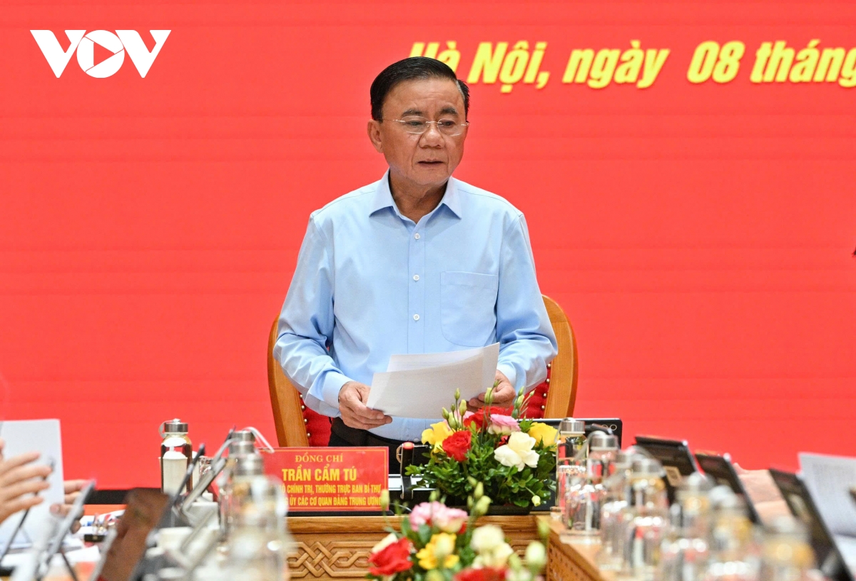 bao chi chu luc phai nang cao nang luc dinh huong thong tin tren khong gian mang hinh anh 3