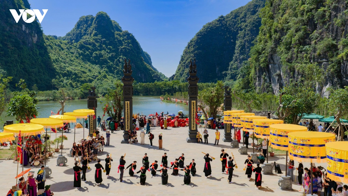 ninh binh dua ban do san vat viet nam len dong ngo Dong hinh anh 4