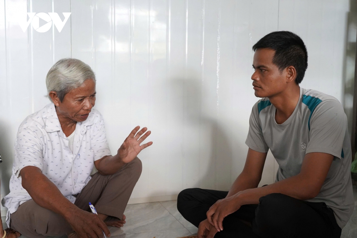 tieng chieng giu buon lang, tieng Dang giu long dan tay nguyen hinh anh 3